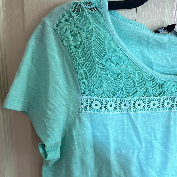 Cable and Guage Womans SS  Top Aqua Color Size M - Picture 2 of 5